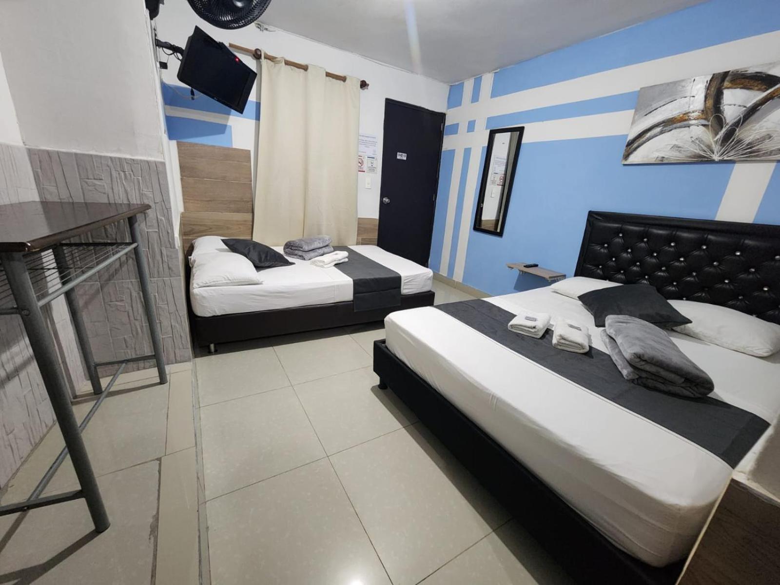 Hotel Medellin Calasanz Exterior photo