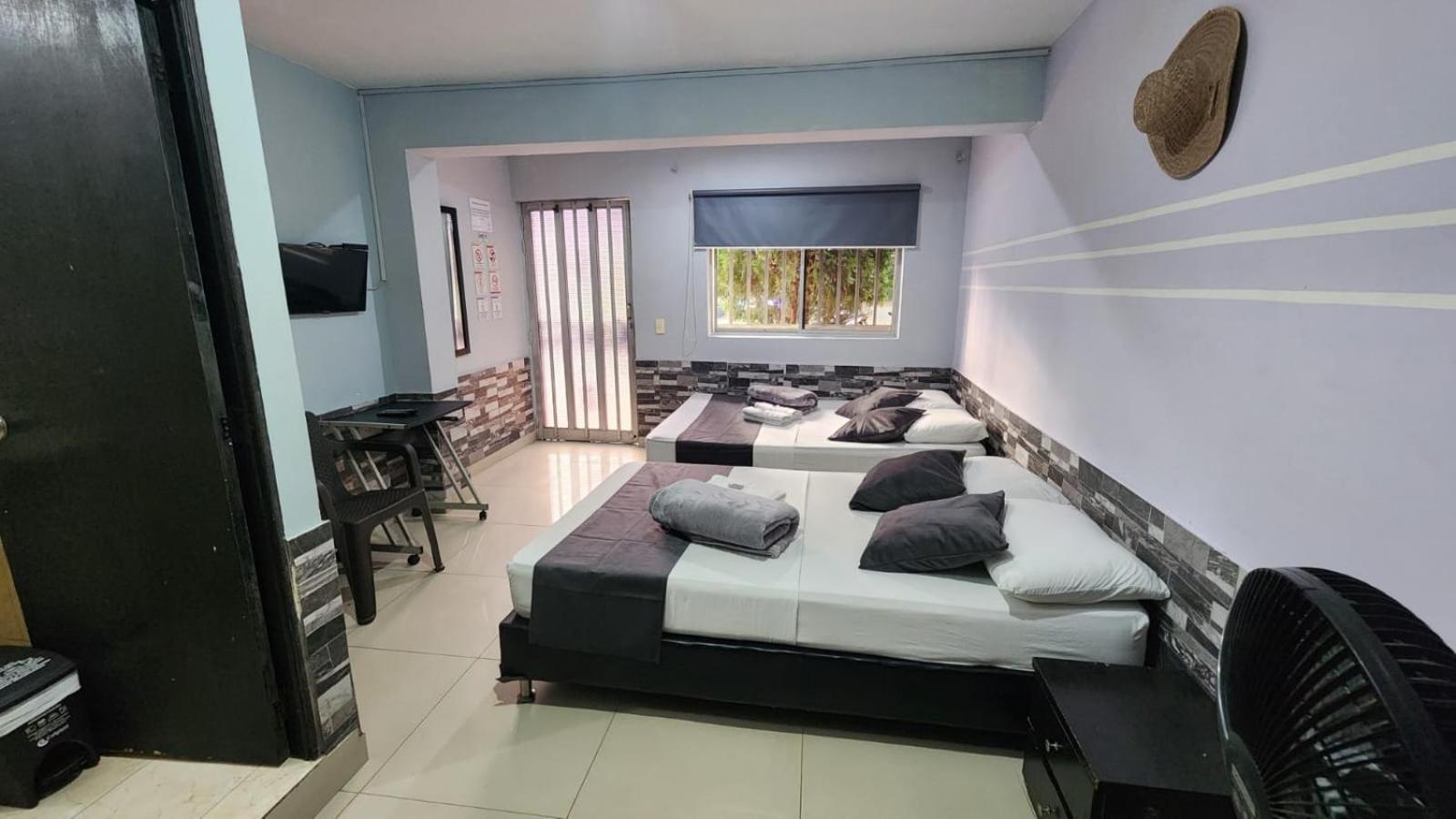 Hotel Medellin Calasanz Exterior photo