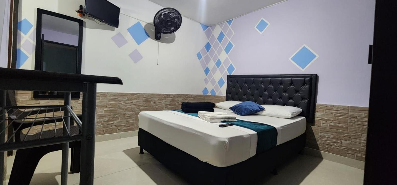 Hotel Medellin Calasanz Exterior photo