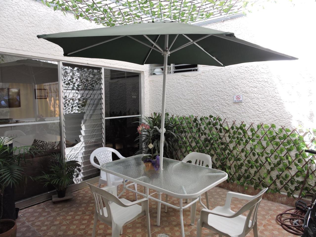 Hotel Medellin Calasanz Exterior photo