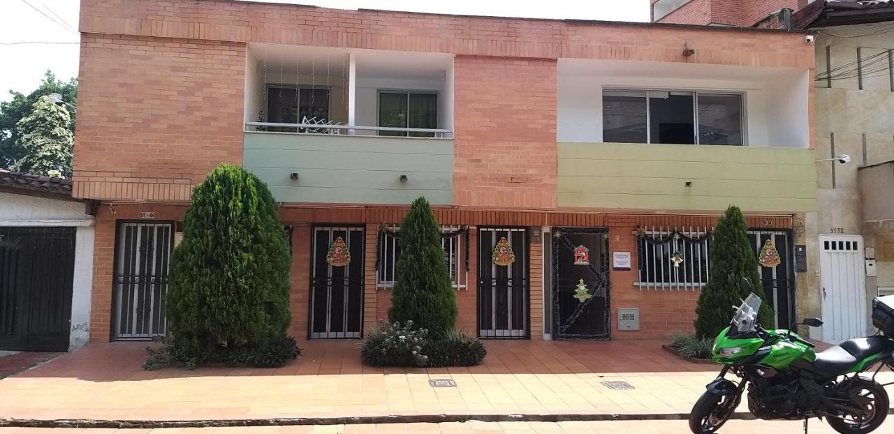 Hotel Medellin Calasanz Exterior photo